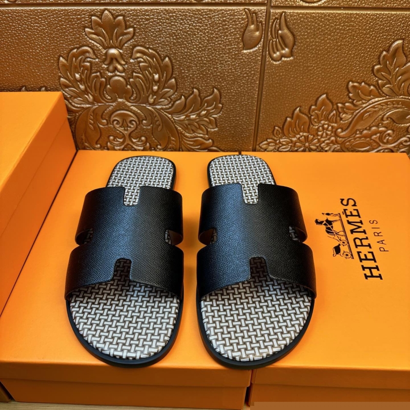 H**mes slippers